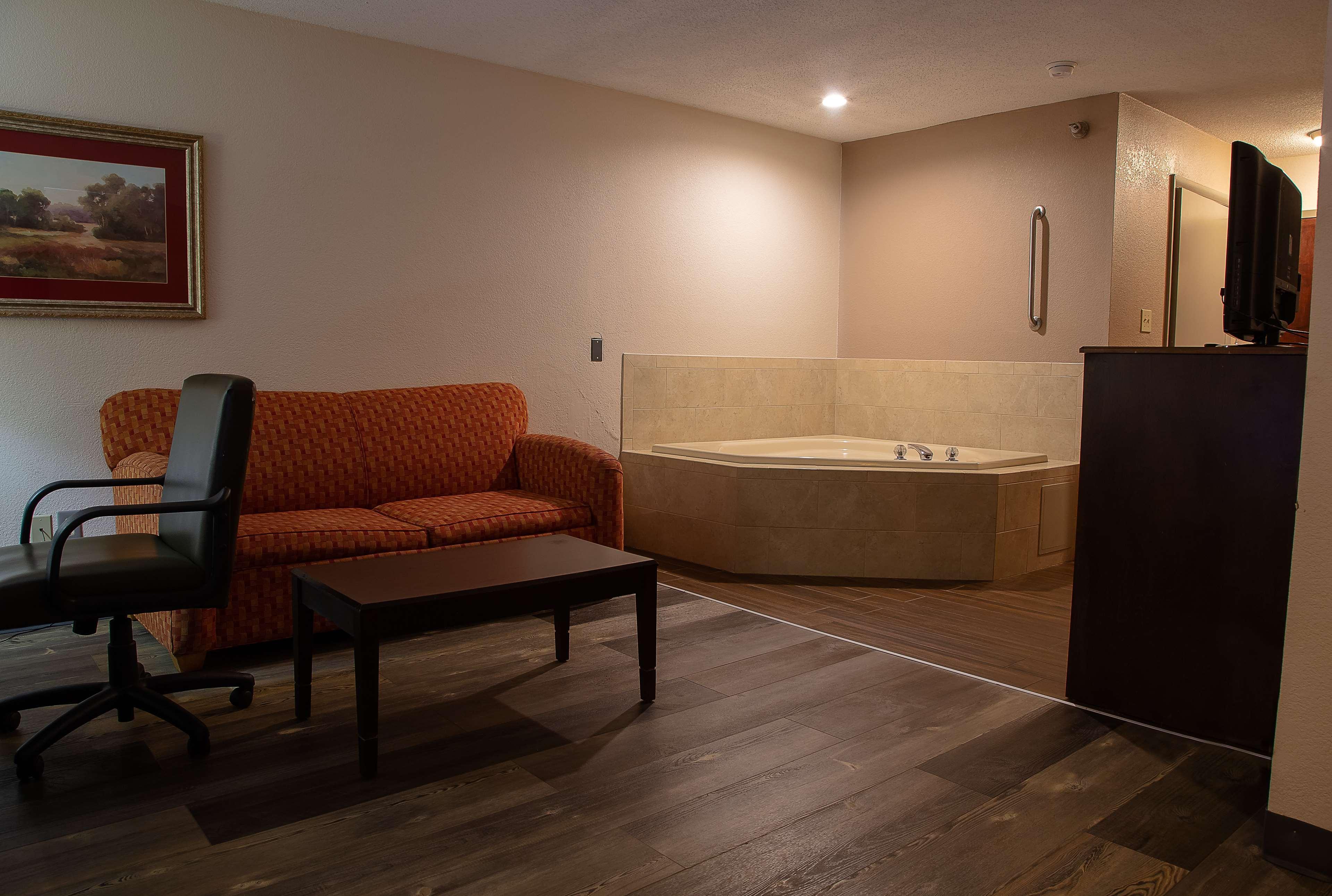 Surestay Plus Hotel Tarboro חדר תמונה