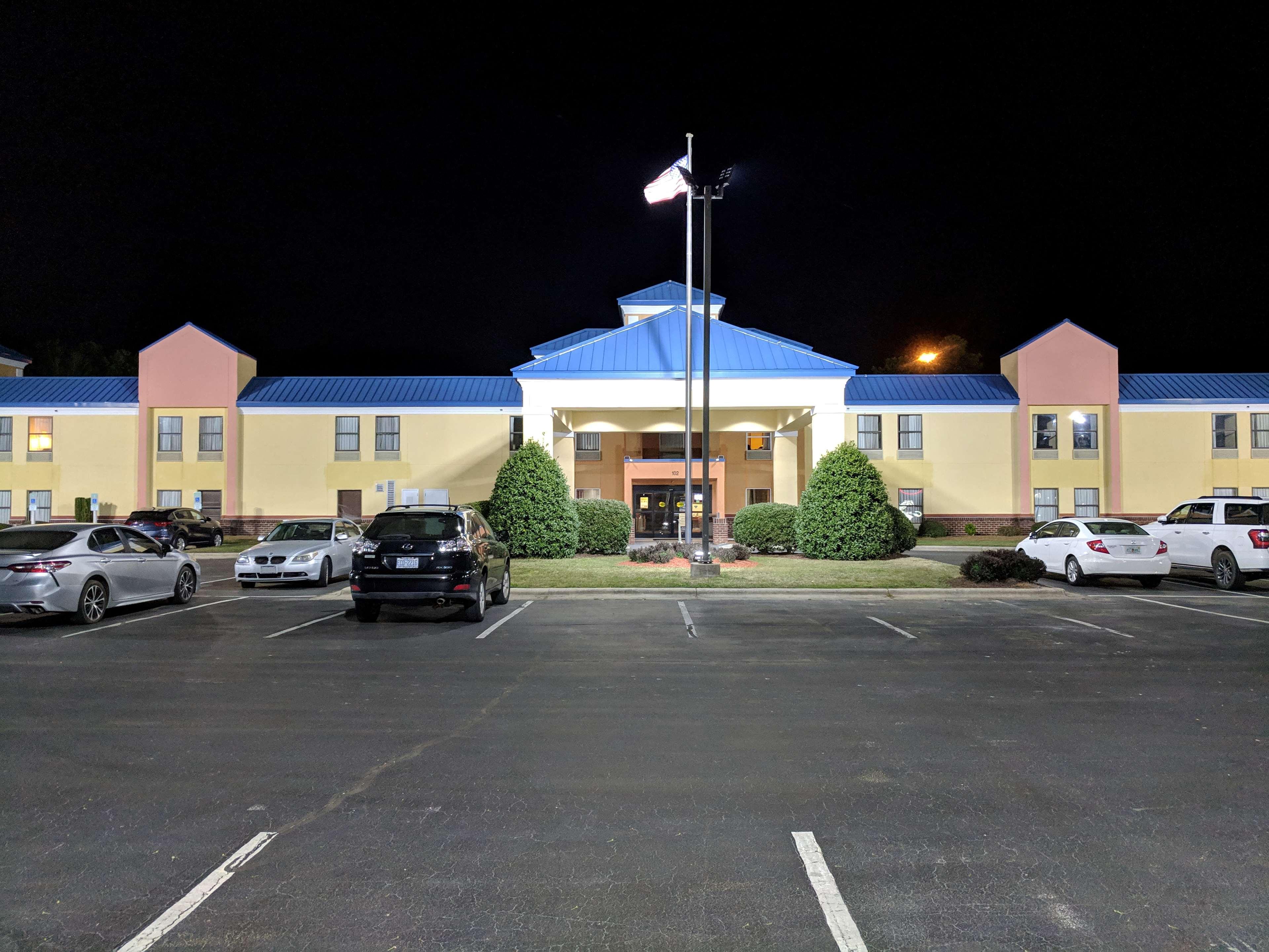 Surestay Plus Hotel Tarboro מראה חיצוני תמונה
