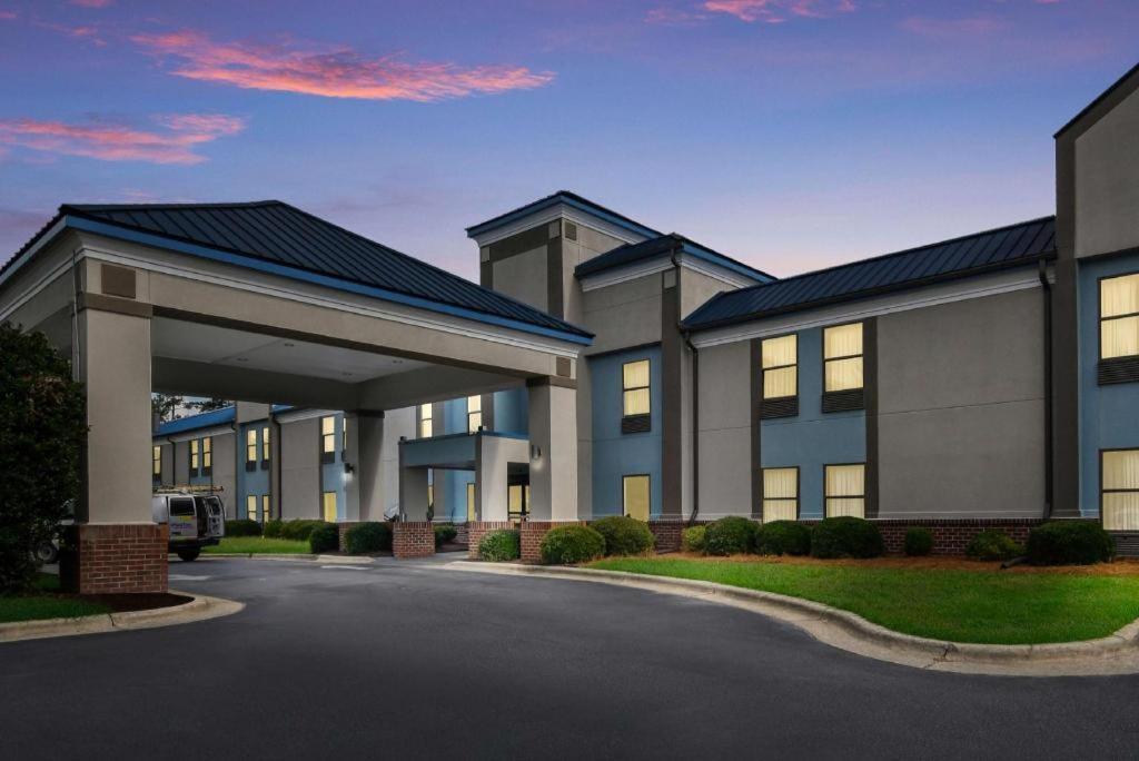 Surestay Plus Hotel Tarboro מראה חיצוני תמונה