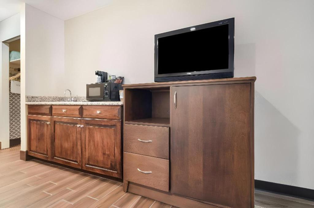 Surestay Plus Hotel Tarboro מראה חיצוני תמונה